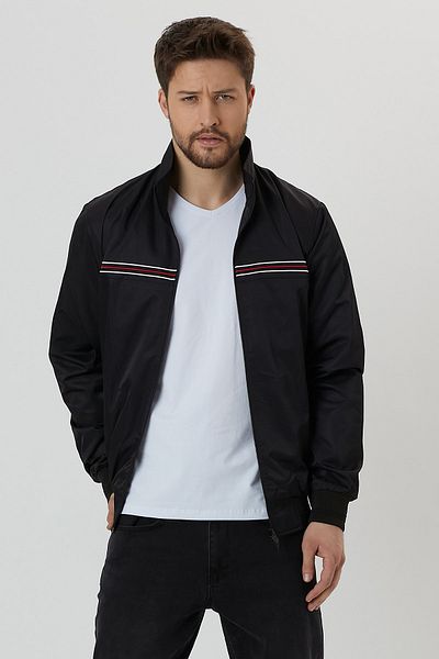 COMEOR Men's Black Pocket Zipper Detailed Seasonal Thin Coat