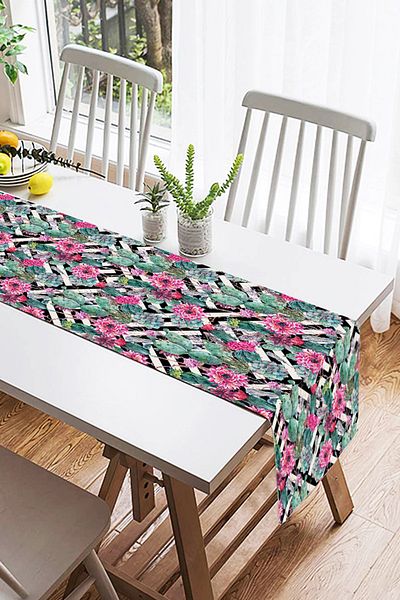 Realhomes Flori și cactuși pe podea geometrică Design special Suede Runner