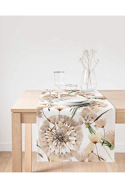 Realhomes Ψηφιακή τυπωμένη ειδική σχεδίαση Suede Runner με μοτίβο λουλουδιών σε λευκό φόντο