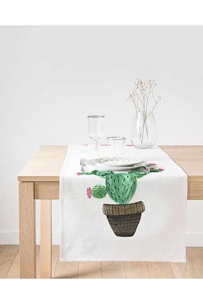 Realhomes Ψηφιακή τυπωμένη ειδική σχεδίαση Suede Runner με μοτίβο κάκτου σε λευκό φόντο