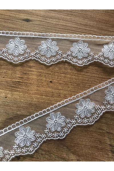 efem gipür Single White Band Daisy French Lace