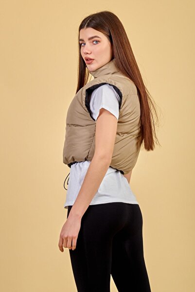 ladyzey Women's Beige Black Double Sided Drawstrable Short Puffer Vest