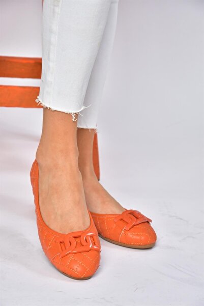 Fox Shoes P250005209 Oranžové prošívané přezky Ležérní dámské baleríny