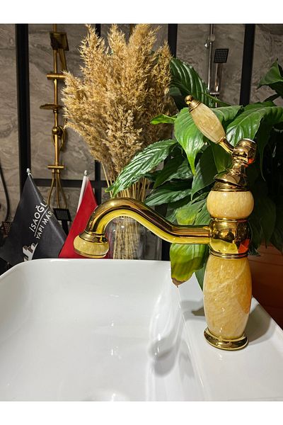 İSAOĞLU YAPI Gold Sink Faucet Gold Sink Faucet with Marble Design
