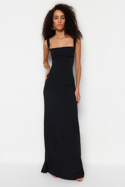 Kolekce Trendyol Černé tkané dlouhé večerní šaty na tělo TPRSS23AE00178