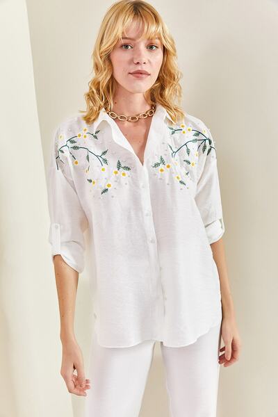 Bianco Lucci Női százszorszép hímzett ujjú hajtogatott Ayrobin vászon ing