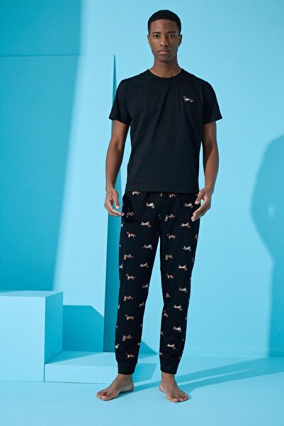 Pijamaevi Čierna súprava pánskeho pyžama s krátkym rukávom Dogg s potlačou