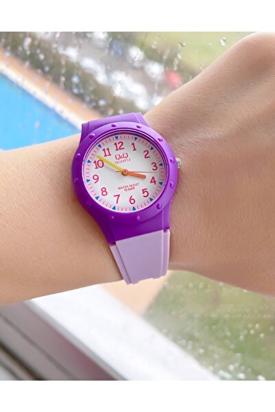 Q&Q ساعة يد للأطفال مقاومة للماء Vr75j030y