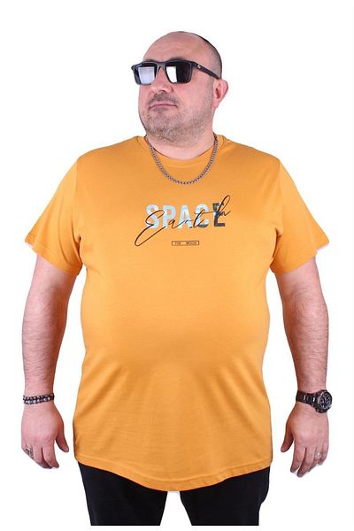 MocGrande Ανδρικό μπλουζάκι μεγάλου μεγέθους - Crew Neck, Space 23123 Mustard