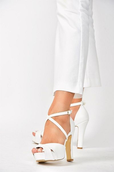 Fox Shoes White Platform Thick Heeled Women's Shoes M348010209