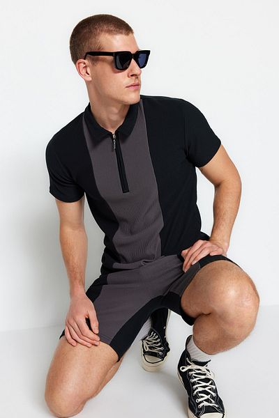 Trendyol Collection Black-Grey Polo Collar Textured T-Shirt - Non-Wrinkle Zipper, Regular Fit TMNSS23PO00022