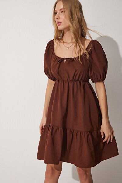 Happiness İstanbul Büzgülü Yaka Kloş Poplin Elbise