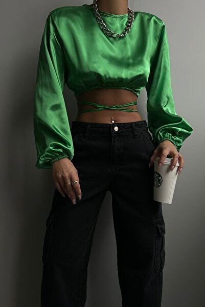 lovebox Γυναικεία μπλούζα με κορδόνια στην πλάτη με λεπτομέρειες Satin Green Crop 5319
