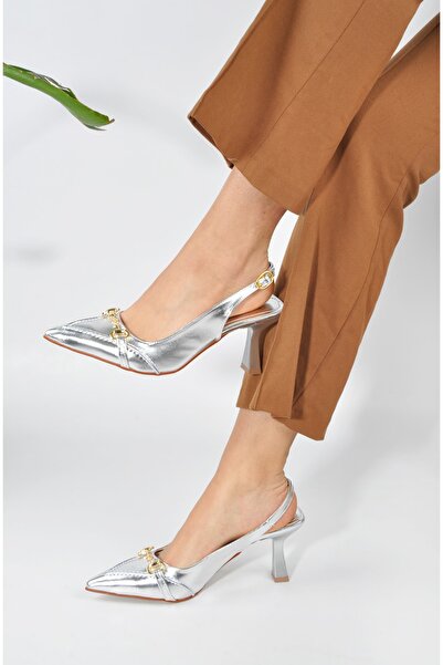 KOTAN Stiletto de damă cu cataramă din piele argintie