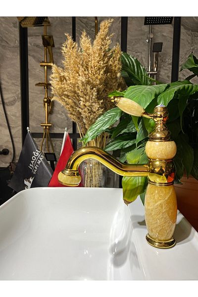 İSAOĞLU YAPI Gold Sink Faucet Gold Sink Faucet with Marble Design