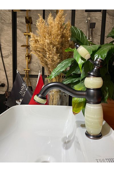 İSAOĞLU YAPI Black Sink Faucet Marble Design Country Design Black Sink Faucet