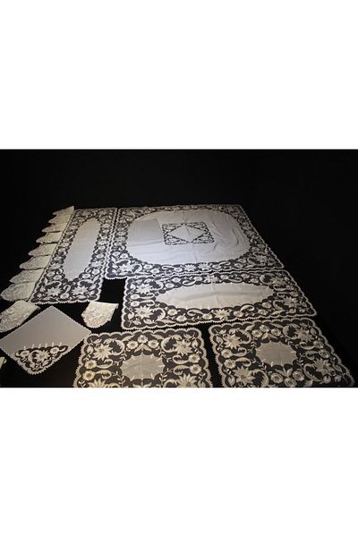 HUZUR ÇEYİZ Church Handcrafted Fabric Lily Pattern 17 Piece Living Room Set
