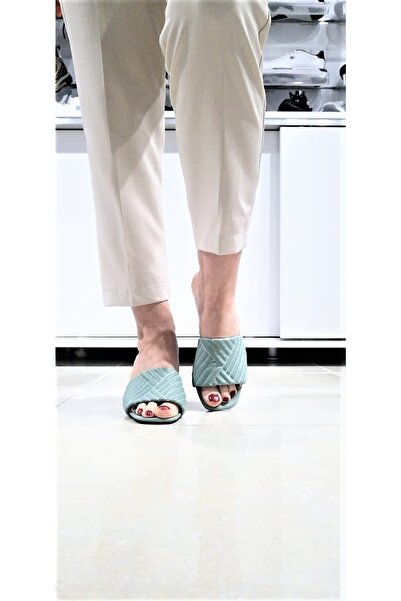 PUNTO Άνετες παντόφλες με τακούνι Arme City Ac487010