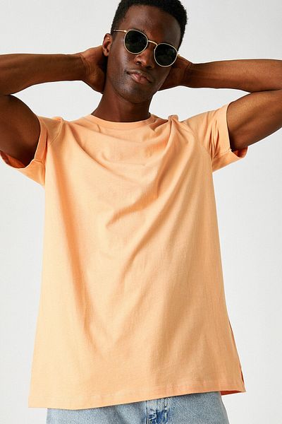 Koton Lang geschnittenes Basic-T-Shirt