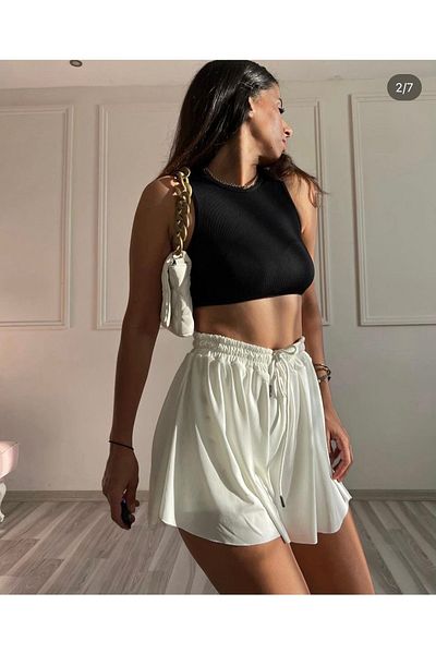 Be Original Dámské bílé sportovní kraťasy volného střihu sukně s legínami