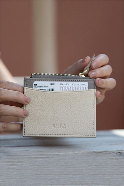 Wia – Women's Leather Card Holder, Mink 535