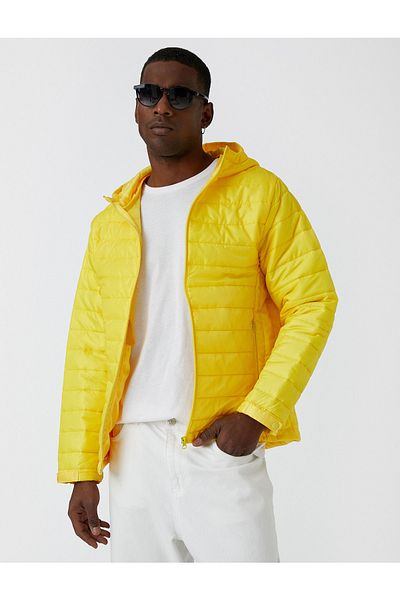 Koton Pufferjacke mit Kapuze und Taschendetail, wasserdicht
