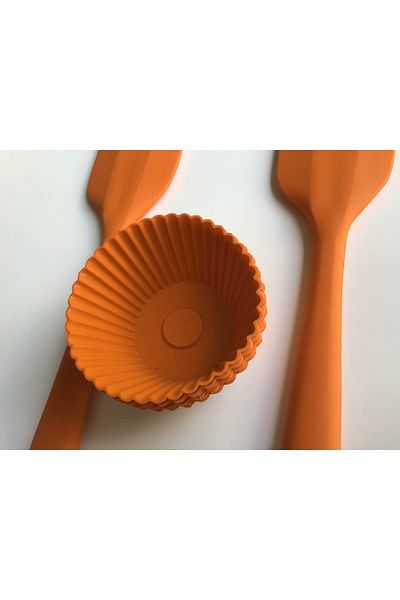 PİNK ROSE Bybirgül Fireproof Non-Stick Silicone Flat Spatula, Dough Scraper (2 Pieces) + Brown Cake Mold (2 Packs)