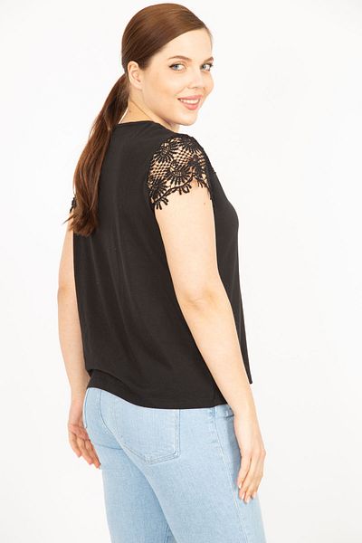 Şans Women's Black Plus Size Cotton Fabric Lace Detailed Blouse 65n35924
