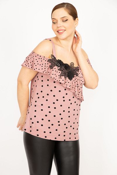 Şans Women's Powder Plus Size Sequin Applique and Flywheel Detailed Point Patterned Strappy Blouse 65n35918