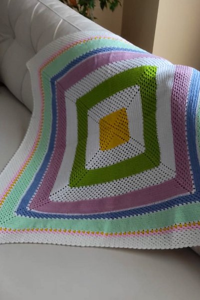 nftart.design Karem - Hand Knitted Baby Blanket