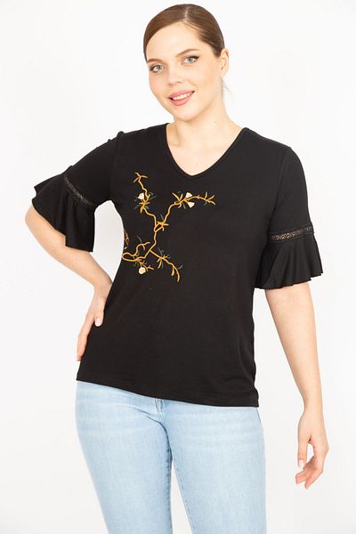 Şans Women's Black Plus Size V-Neck Blouse with Embroidery on the Front and Lace Sleeves 65n35915