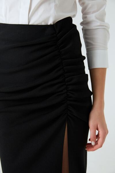 JOIN US Černá midi sukně s nabíraným detailem a rozparkem