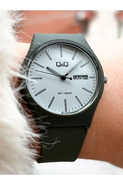 Q&Q Mint Green, Silicone Strap, Calendar, Men's/Women's Sports Wristwatch