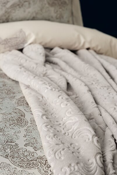 Karaca Home Pandora Silver 8 Parça Çeyiz Seti