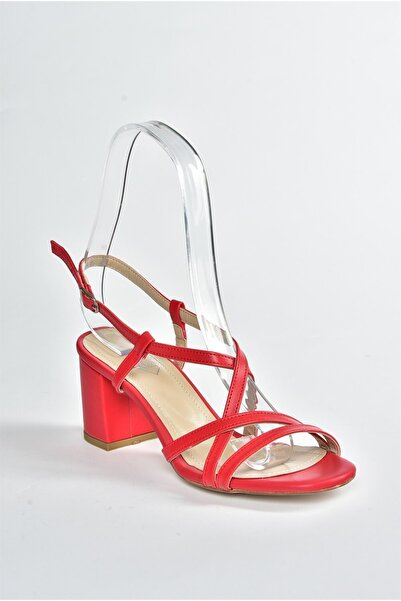 Fox Shoes Piros női klasszikus sarkú cipő F654028009