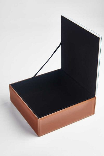 Deeps Brands Decorative Glass Box with Hat and Women's Motif