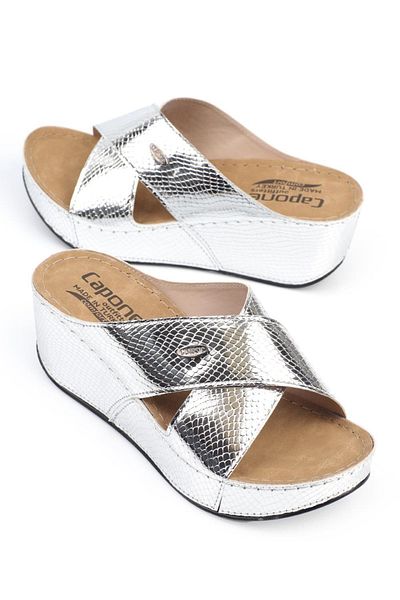 Capone Outfitters Anatomical Soft Comfortable Sole Wedge Heeled Mother Slippers