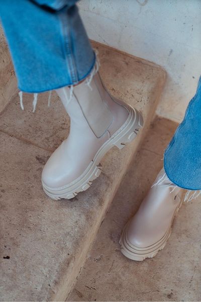 NİŞANTAŞI SHOES Monaco Beige Damenstiefel aus mattem Gummi mit flacher Sohle