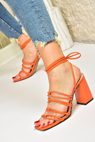 Fox Shoes Oranžová dámská obuv s tlustým podpatkem M369544009