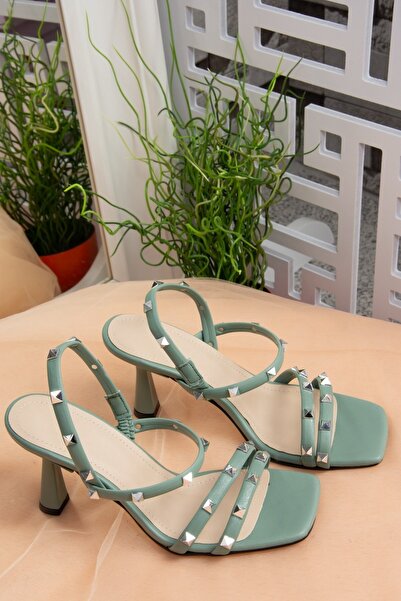 Fox Shoes Women's Green Studded Detailed Three-Stripe Heeled Shoes404571109