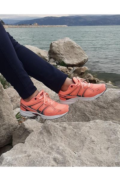 Kinetix Arıon Pomegranate-Grey Color Athletic Running Sneakers with Footrest