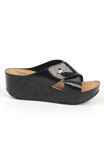 Capone Outfitters Anatomisch weiche, bequeme Mutterhausschuhe mit Keilabsatz