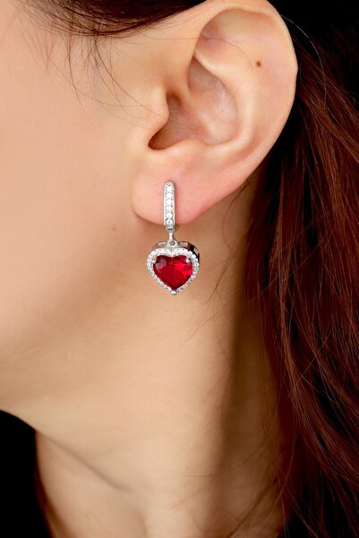 Silveranka 925 Ayar Gümüş Pırlanta Montür Kırmızı Kalp Küpe