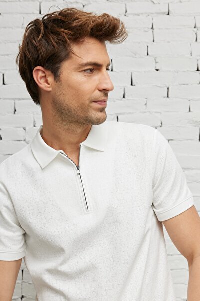 ALTINYILDIZ CLASSICS Men's Ecru Slim Fit Narrow Cut Zippered Polo Neck Textured Fabric Short Sleeve T-Shirt
