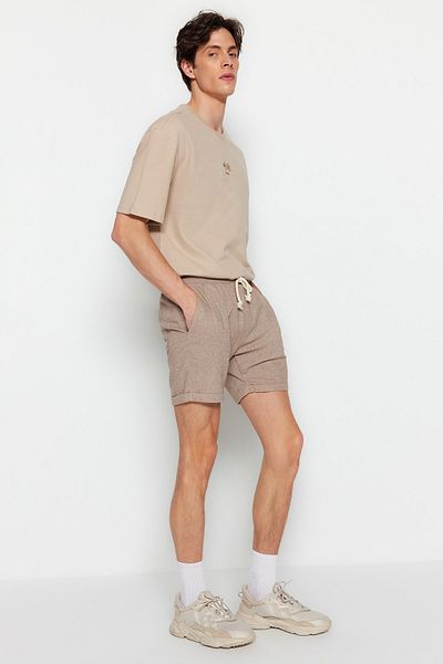 Trendyol Collection Nerzfarbene, reguläre Passform, elastische Taille, Leinen-Look, kurze Shorts und Bermuda TMNSS22SR0020