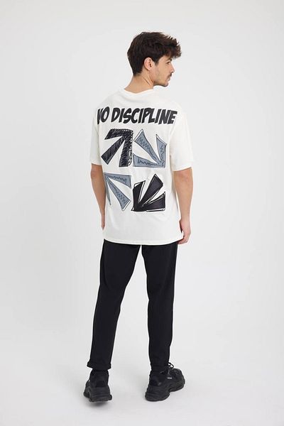 TWILLS T-shirt Arrow Breezy Eva Embroidery Printed Brand New Crew Neck Oversize T-shirt Unisex