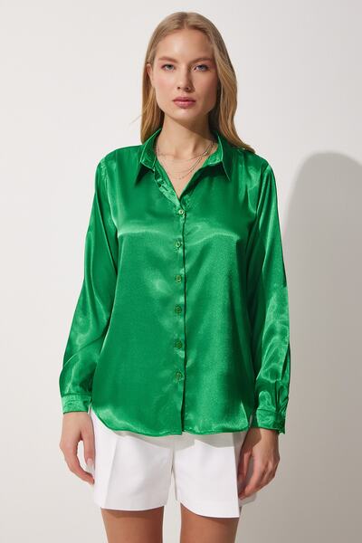 Happiness İstanbul Women's Vibrant Green Lightly Flowy Satin Surface Shirt DD00990