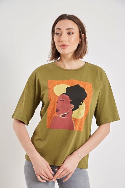 Forest Tricou de damă oversize, imprimat cu imagini măsline
