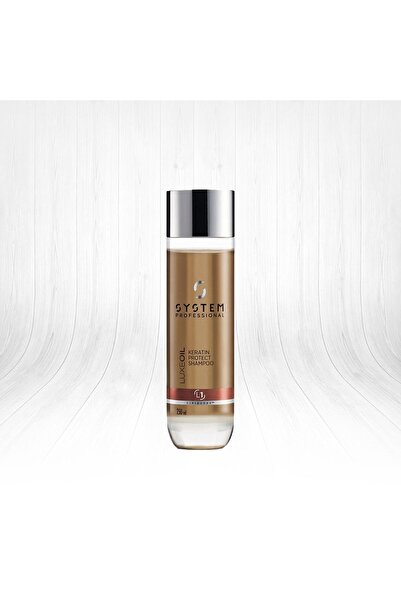 Wella Professionals Wella System Professional Luxe Oil* شامبو كيراتين مغذي وم...