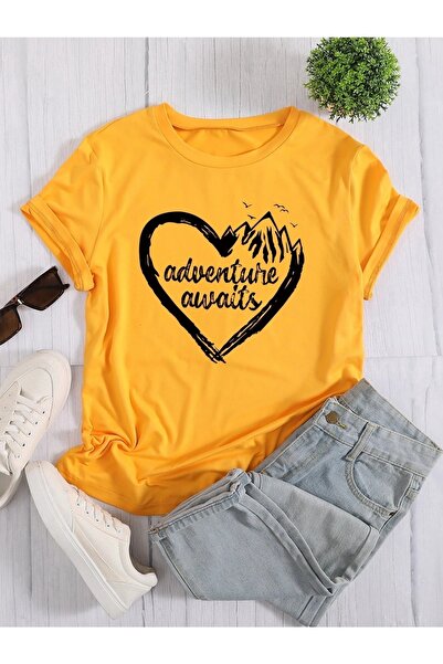 mercoledi Tricou galben supradimensionat de damă cu imprimeu inimă